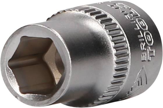 Sechskant-Stecknuss, silberfarben, mit geriffelter Kante und eingraviertem Text. Verwendet für das Anziehen oder Lösen von Schrauben.