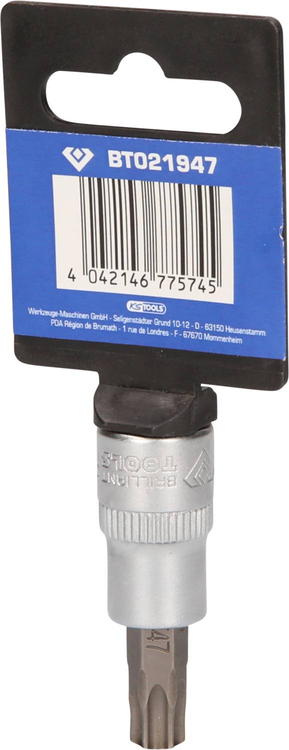 Ein Schraubendreheraufsatz mit einem Torxkopf, befestigt an einer blauen Verpackung mit einem Barcode und der Aufschrift 'BT021947'.