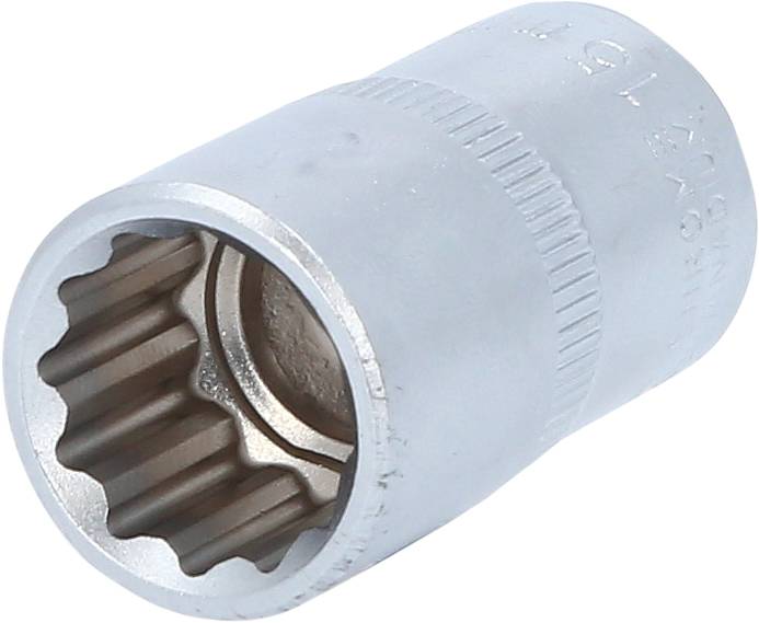 Metall-Steckschlüssel, sechskantig, zum Lösen von Schraubmuttern in Mechanik und Werkstattanwendungen.