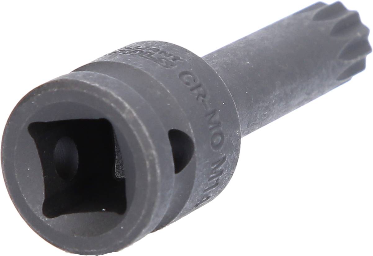 Ein schwarzer Steckschlüsselaufsatz mit quadratischer Öffnung und gezahntem Schaft. Verwendet für mechanisches Werkzeug.