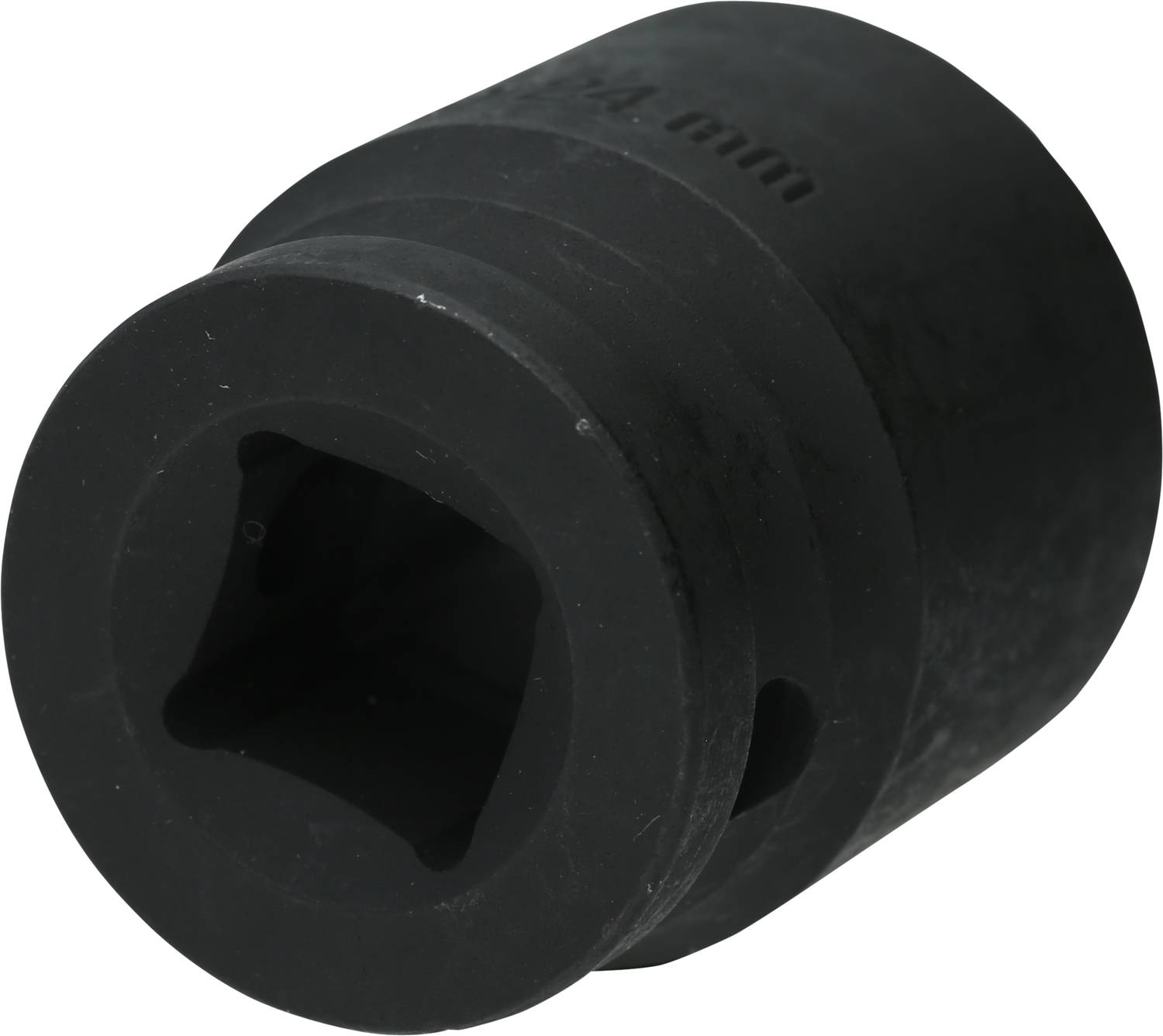 Ein schwarzer Steckschlüsselkraft-Einsatz mit quadratischer Öffnung, geeignet für mechanische Anwendungen.