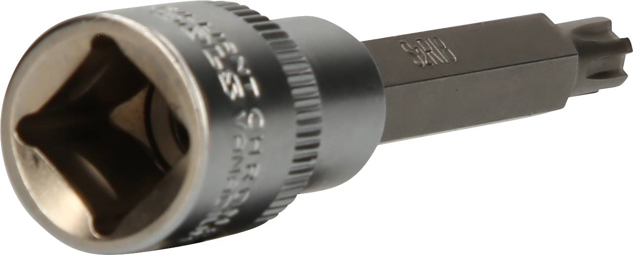 Ein Torx-Bit in einer Steckverbindung, geeignet für den Einsatz mit Ratschen oder Bohrmaschinen, zeigt funktionales Design.