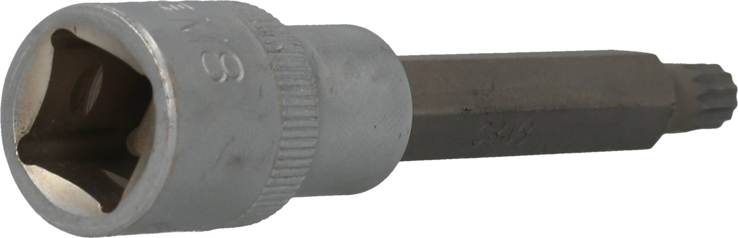 Ein silberfarbener Steckschlüsseleinsatz mit Torx-Bit. Geeignet für Schraubarbeiten mit Torx-Schrauben.