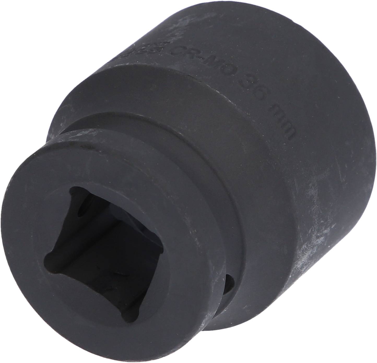 Eine schwarze Stecknuss mit 36 mm Durchmesser, aus robustem Material gefertigt, geeignet für den Einsatz in der Mechanik oder für Schraubarbeiten.