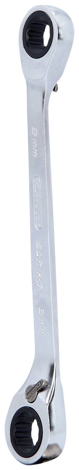 Ein silberner Ratschen-Ringmaulschlüssel mit zwei verschiedenen Schlüsselweiten an den Enden, verwendet zum Anziehen von Schrauben und Muttern.