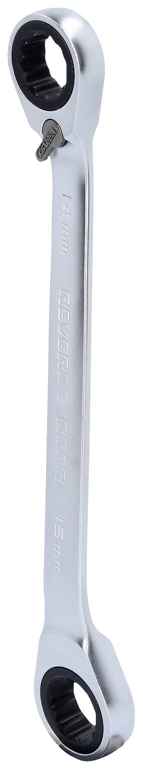 Ein silberner Ringschlüssel mit Ratschenfunktion, der aufrecht steht. Geeignet für Befestigungsarbeiten, oft in der Kfz-Technik verwendet.