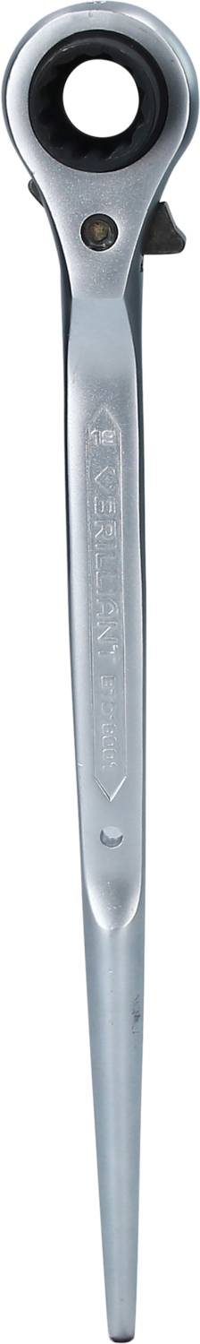 Ein silberner Ratschenschlüssel mit langem Griff, oben ein Rundloch zur Befestigung an Schrauben. Markenname auf dem Griff eingeprägt.