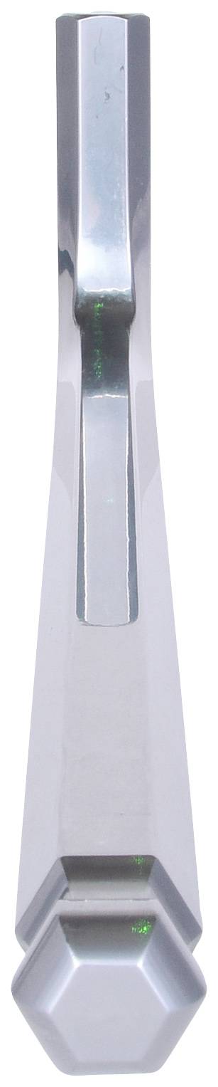 Silberner, metallener Türklopfer mit hexagonalem Design.