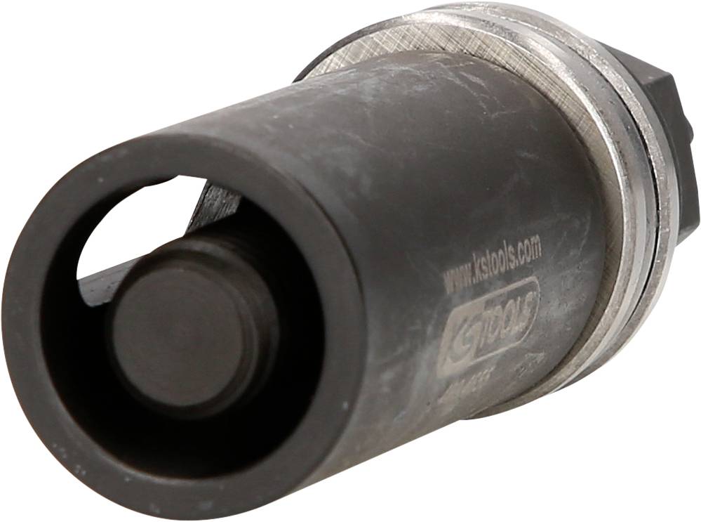 Zylinderförmiges Werkzeug aus Metall mit Öffnung und Gewinde, teils mit Gravur. Verwendet für mechanische Arbeiten oder als Verbindungsteil.