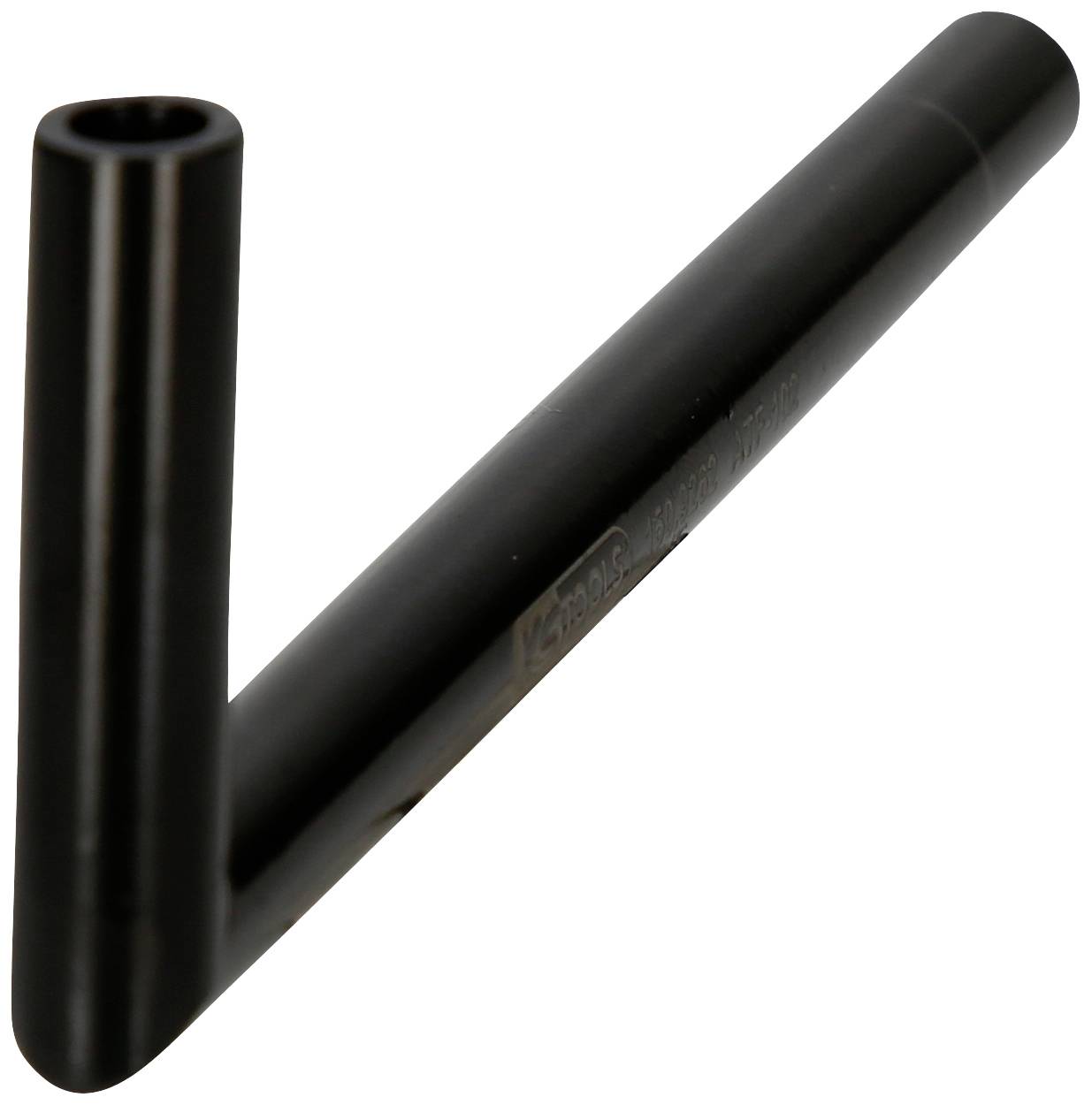 Ein schwarzes, winkelförmiges Metallrohr in Form eines 'L'.