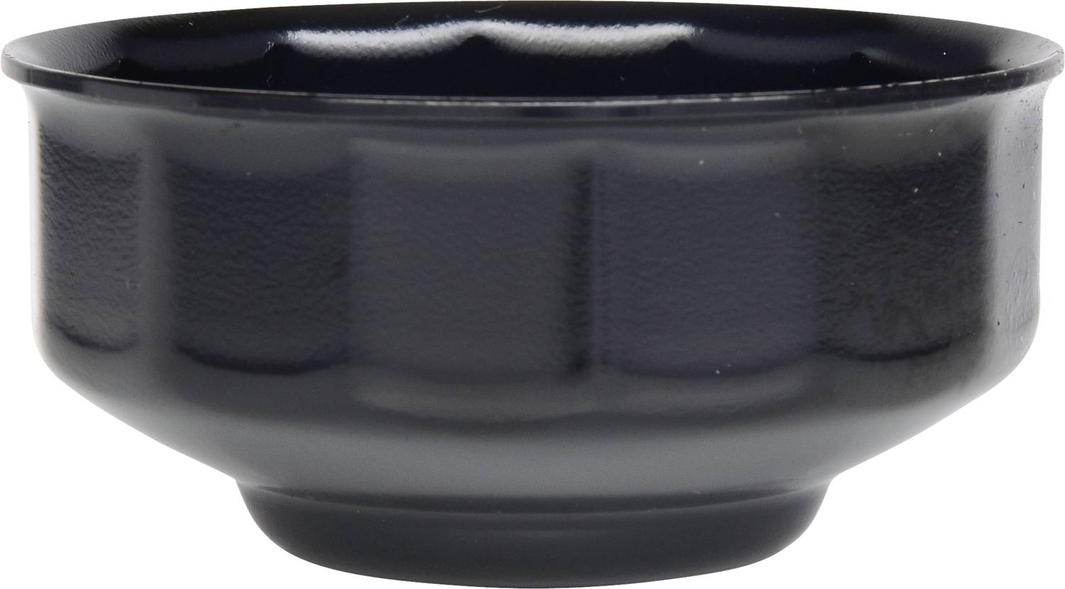 Schwarze, runde Schüssel mit glattem Finish, auf einem hellen Hintergrund.
