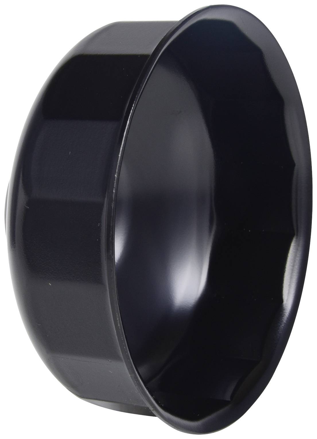 Schwarze, runde Metallschüssel mit glatten, glänzenden Oberflächen. Verwendet zum Servieren oder Vorbereiten von Speisen.