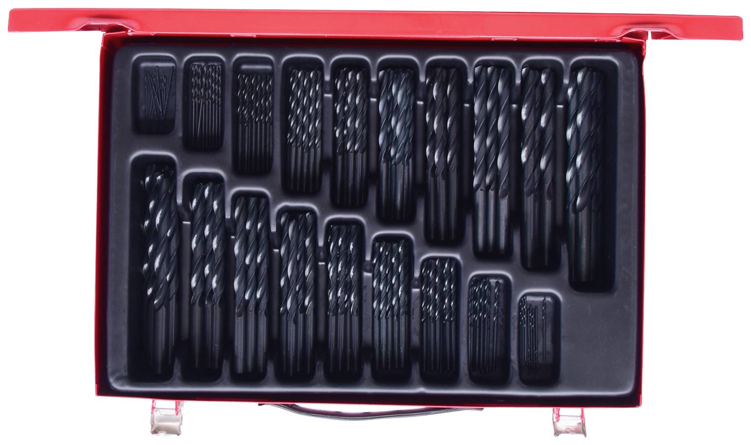 Ein Metallkoffer mit mehreren Bohrern in verschiedenen Größen, ordentlich in Reihen angeordnet. Der Koffer ist rot mit schwarzer Innenausstattung.