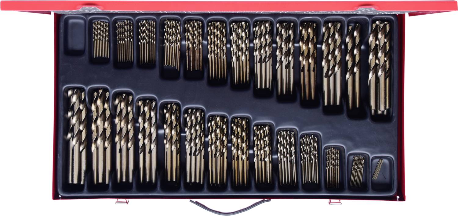 Satz mit Bohrern in verschiedenen Größen geordnet in einem offenen roten Kasten.