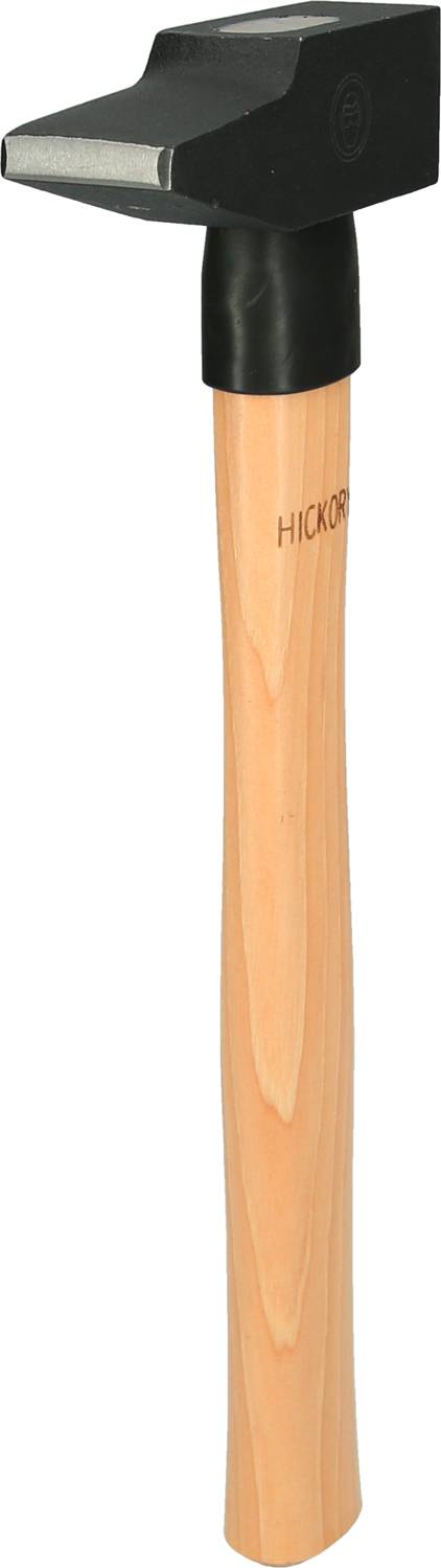 Ein Zimmermannshammer mit Holzgriff und schwarzem Metallkopf. Der Kopf ist quadratisch und flach an der Spitze.