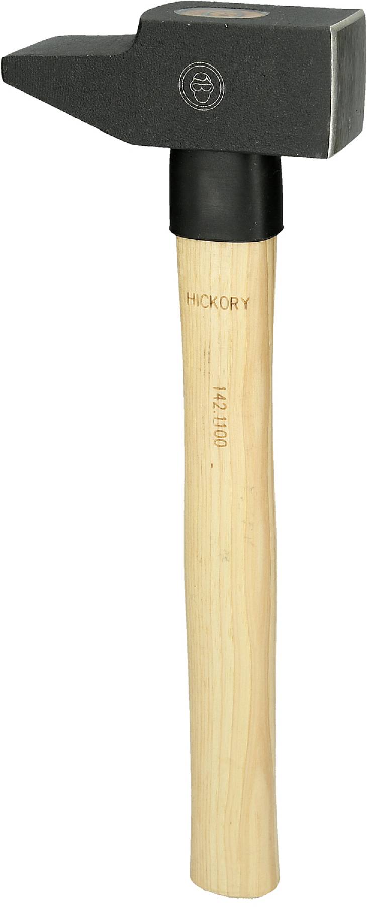Ein Hammer mit einem Holzgriff und einem schwarzen Kopf, der für Schlagarbeiten verwendet wird. Der Griff ist mit 'HICKORY' beschriftet.