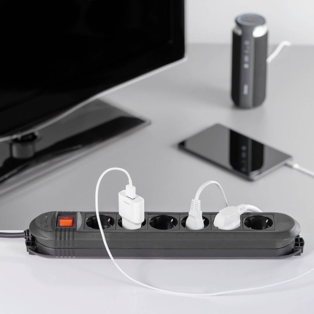 Hama 00223037 Steckdosenleiste mit Schalter Schwarz Schutzkontakt 1 St.