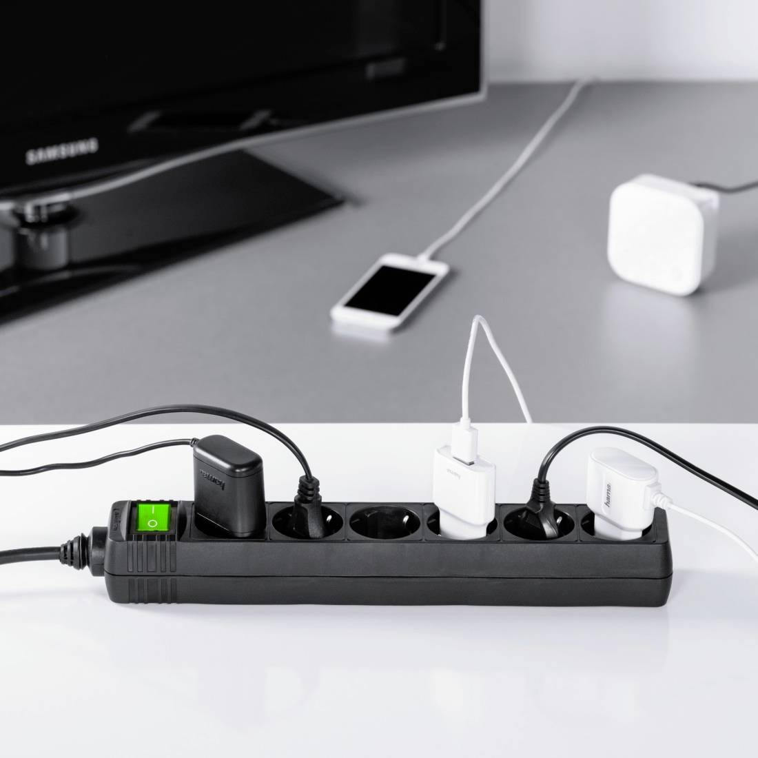 Hama 00223010 Steckdosenleiste mit Schalter Schwarz Schutzkontakt 1St.