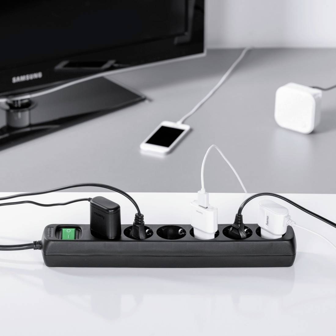 Hama 00223011 Steckdosenleiste mit Schalter Schwarz Schutzkontakt 1St.