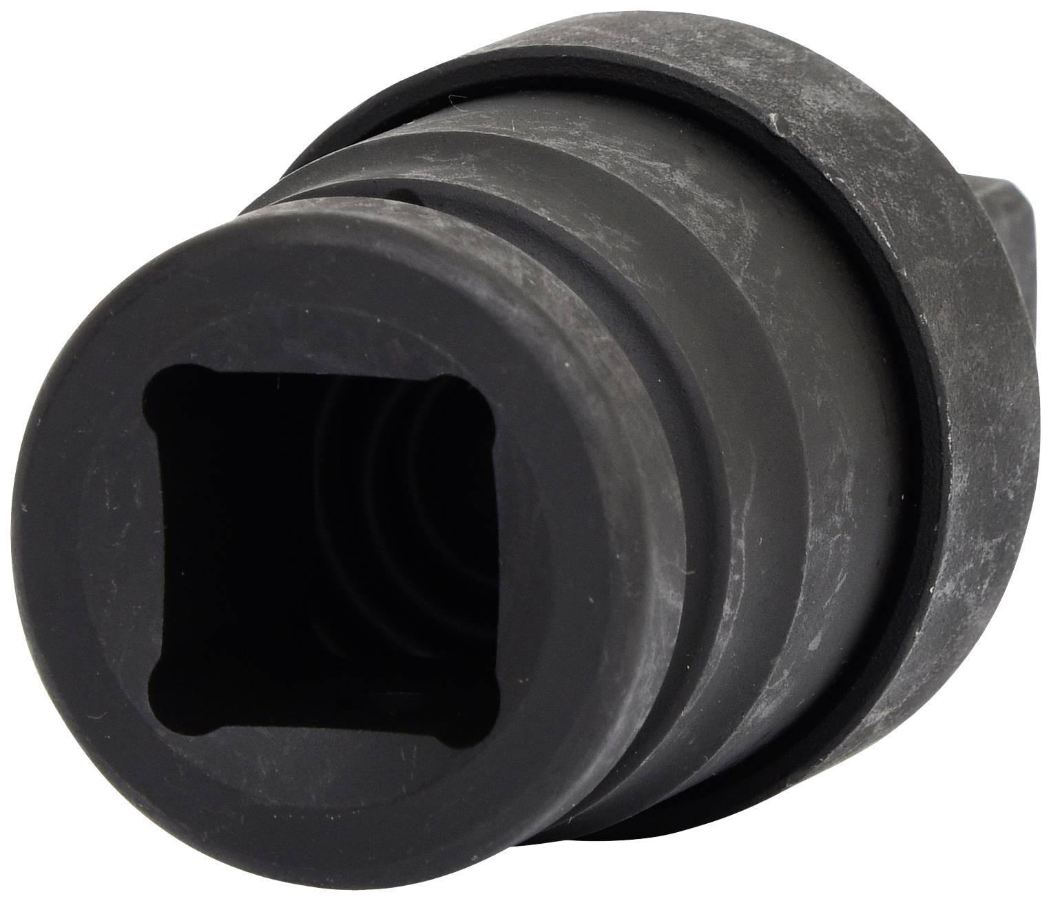 Schwarzer, zylindrischer Adapter aus Metall oder Kunststoff mit quadratischer Öffnung, möglicherweise ein Werkzeugaufsatz.