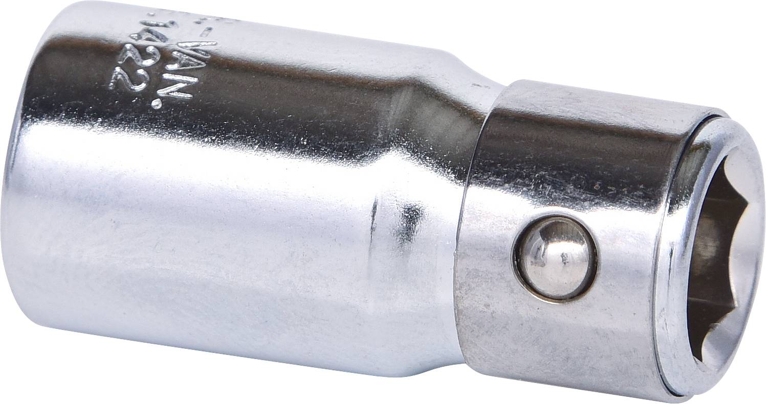 Metallische Stecknuss mit sechskantiger Öffnung, verwendet für Schraubenschlüssel oder Ratschen. Markierung auf der Seite vorhanden.