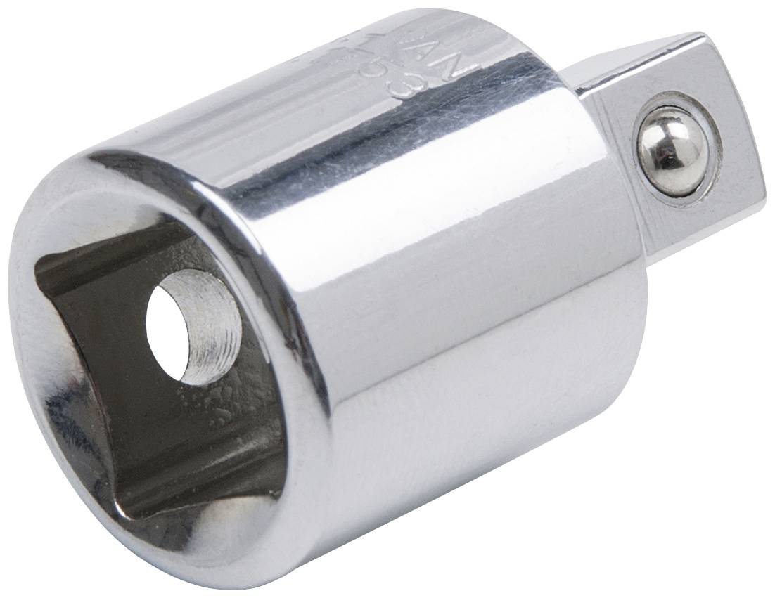 Metallischer Stecknussadapter mit glänzendem Finish, Viertelzoll Aufnahme und Loch an der Seite. Verwendet zum Verbinden von Werkzeugen.