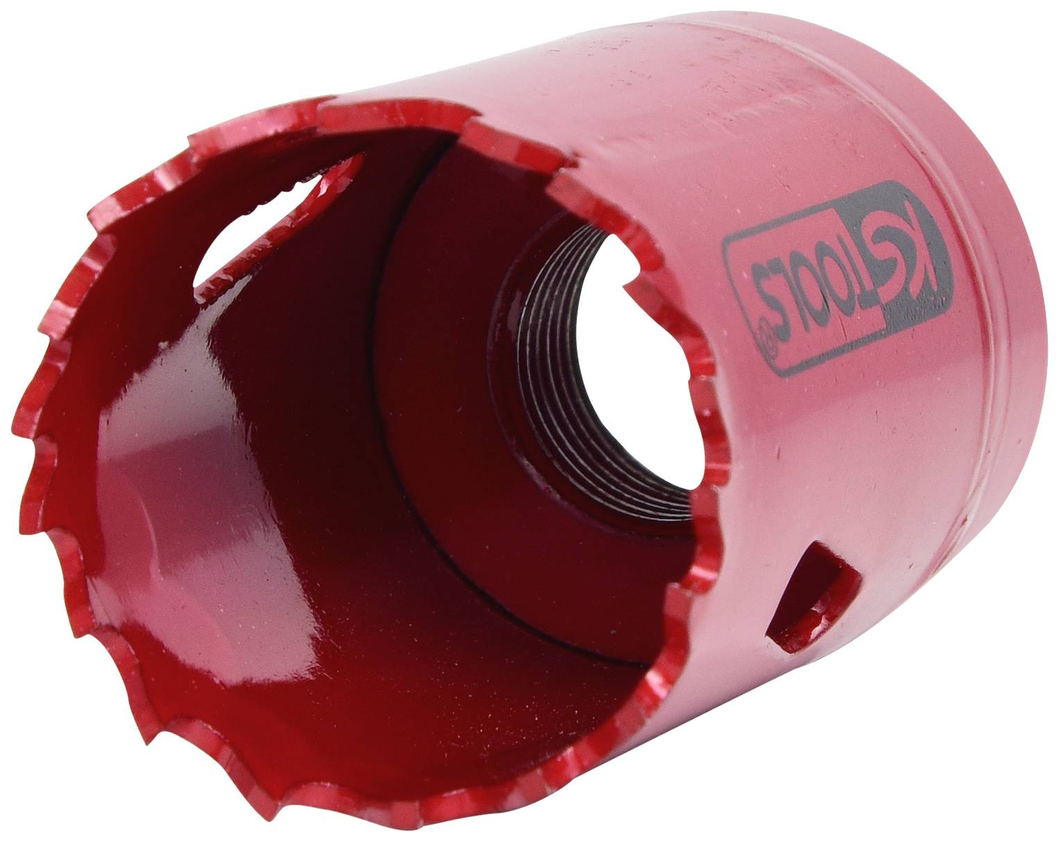 Roter Bohrkranz mit gezackten Kanten, geeignet für die Bearbeitung von Materialien. Klar erkennbar ist die Aufschrift einer Marke.