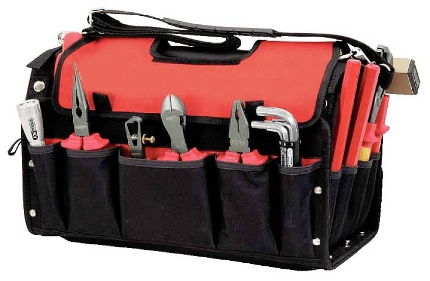Eine rot-schwarze Werkzeugtasche mit verschiedenen Handwerkzeugen, darunter Zangen, Schraubendreher und Inbusschlüssel, sichtbar.