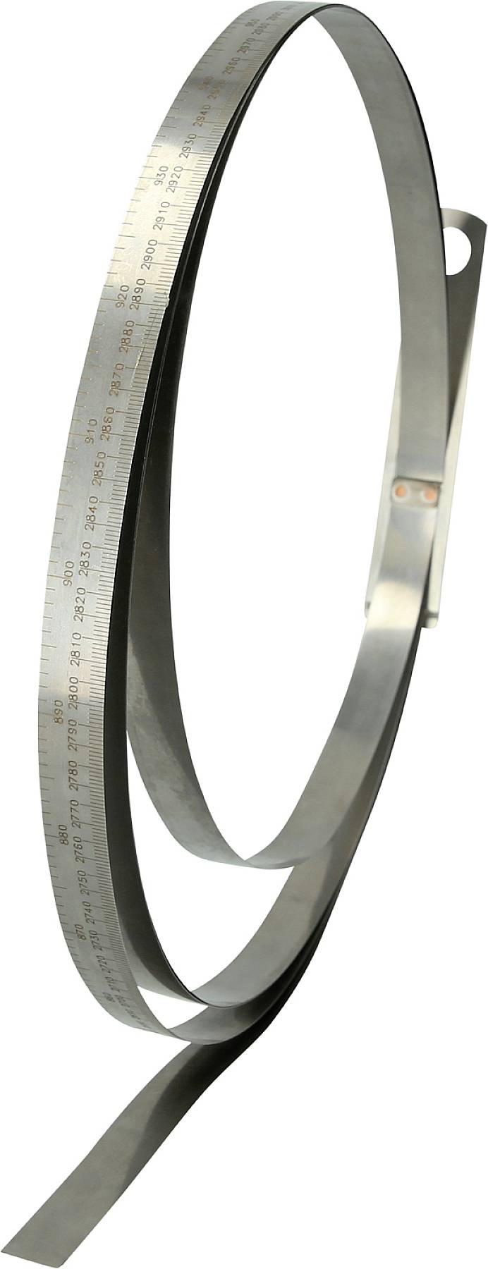 Metallbandmaß in Schleife mit aufgedruckter Skala. Geeignet zur Messung von Umfang oder Länge großer Objekte.