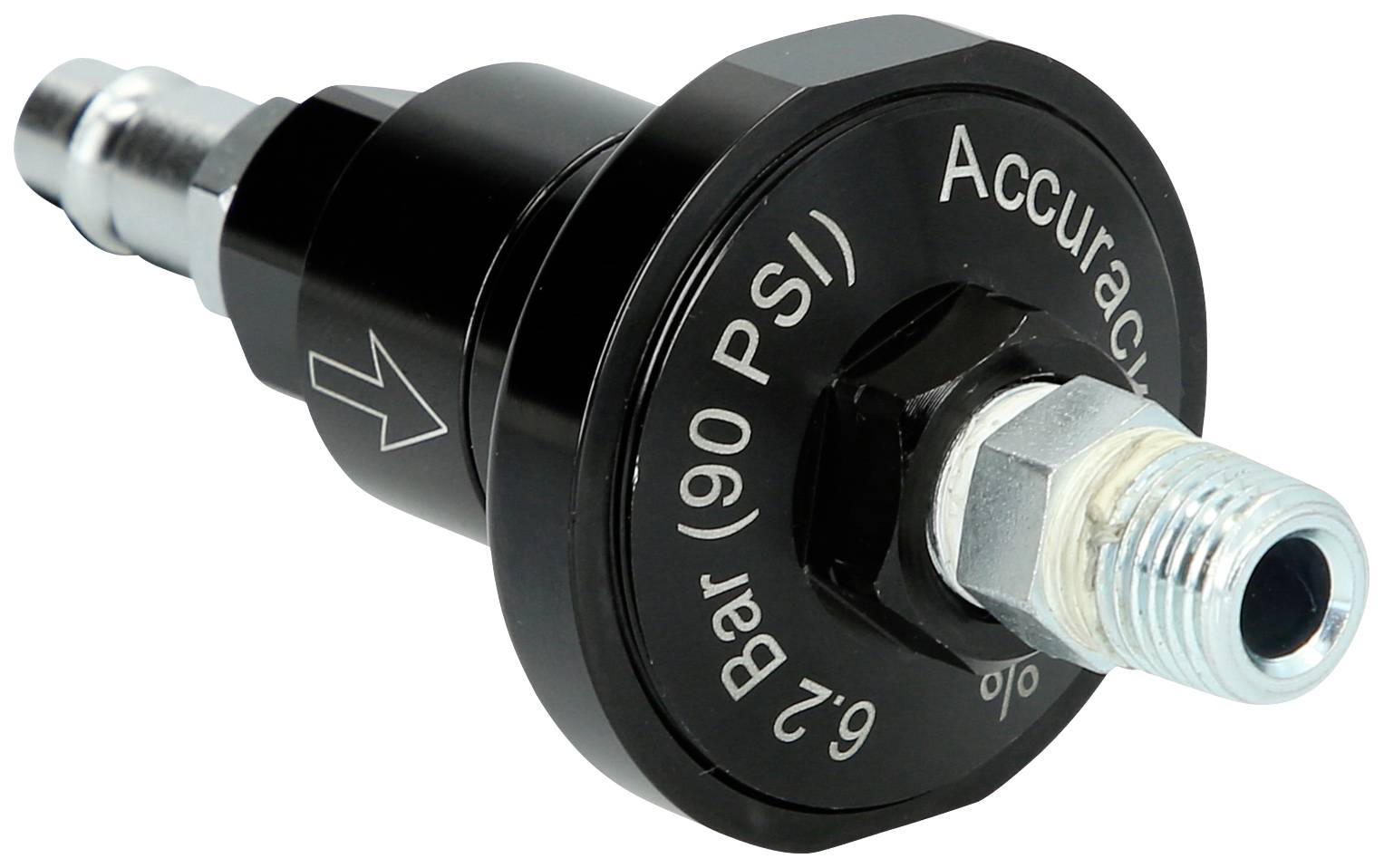 Ein schwarzer Druckluftregler mit der Aufschrift 'Accuracy 6,2 Bar (90 PSI)'. Ein Pfeil zeigt die Strömungsrichtung an.
