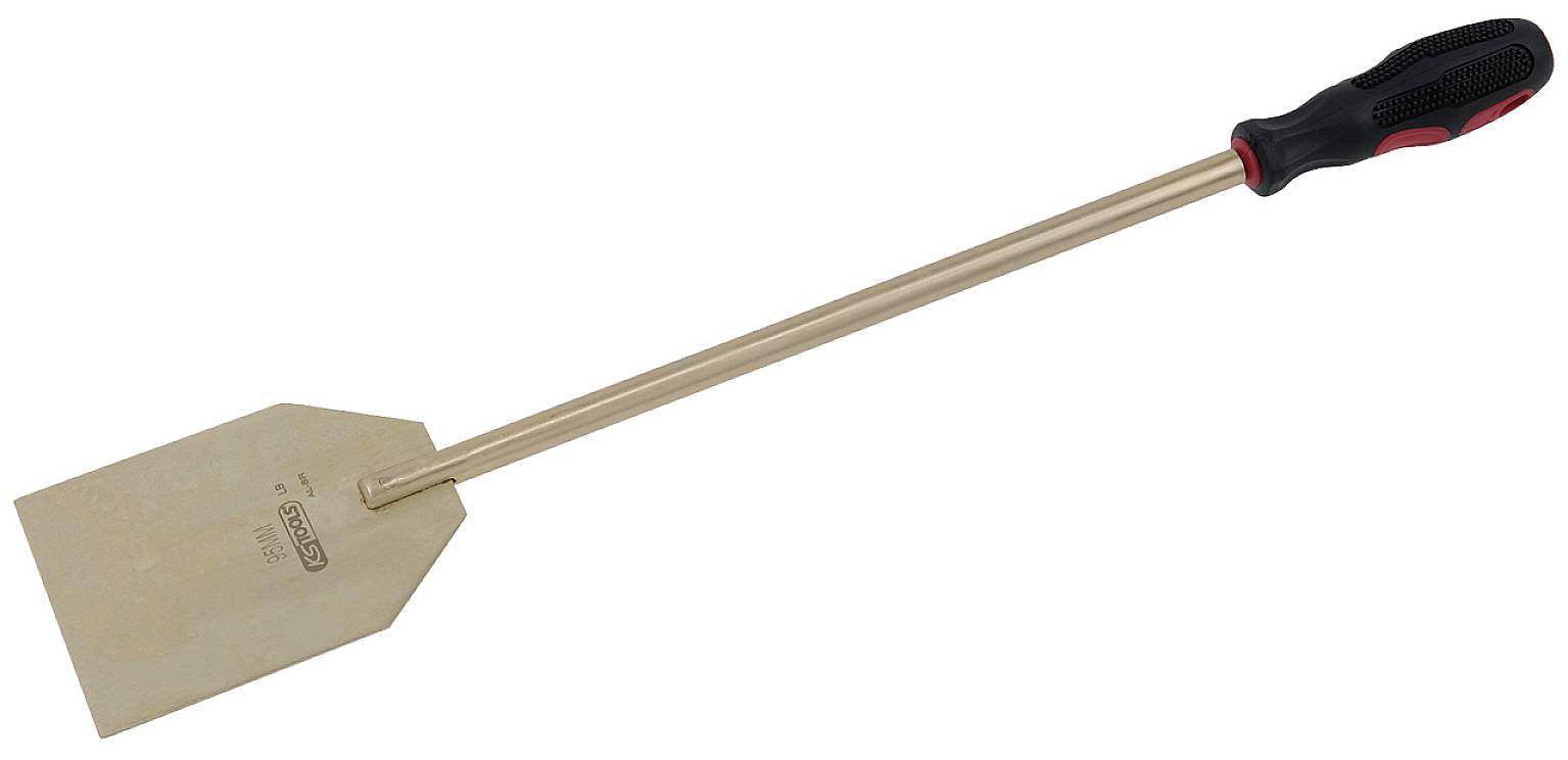 Ein langer Schaber mit flachem, rechteckigem Metallblatt und schwarzem Griff. Geeignet zum Entfernen von Material von Oberflächen.