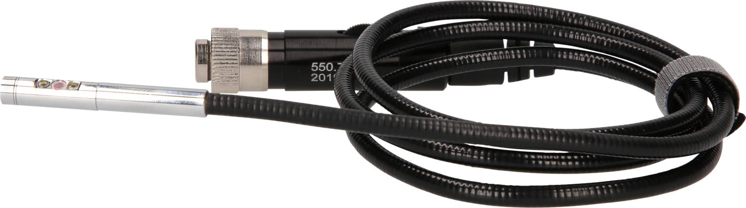 Schwarzes, spiralförmiges Kabel mit zylindrischer Metallspitze, möglicherweise ein Sensor oder technisches Zubehör.