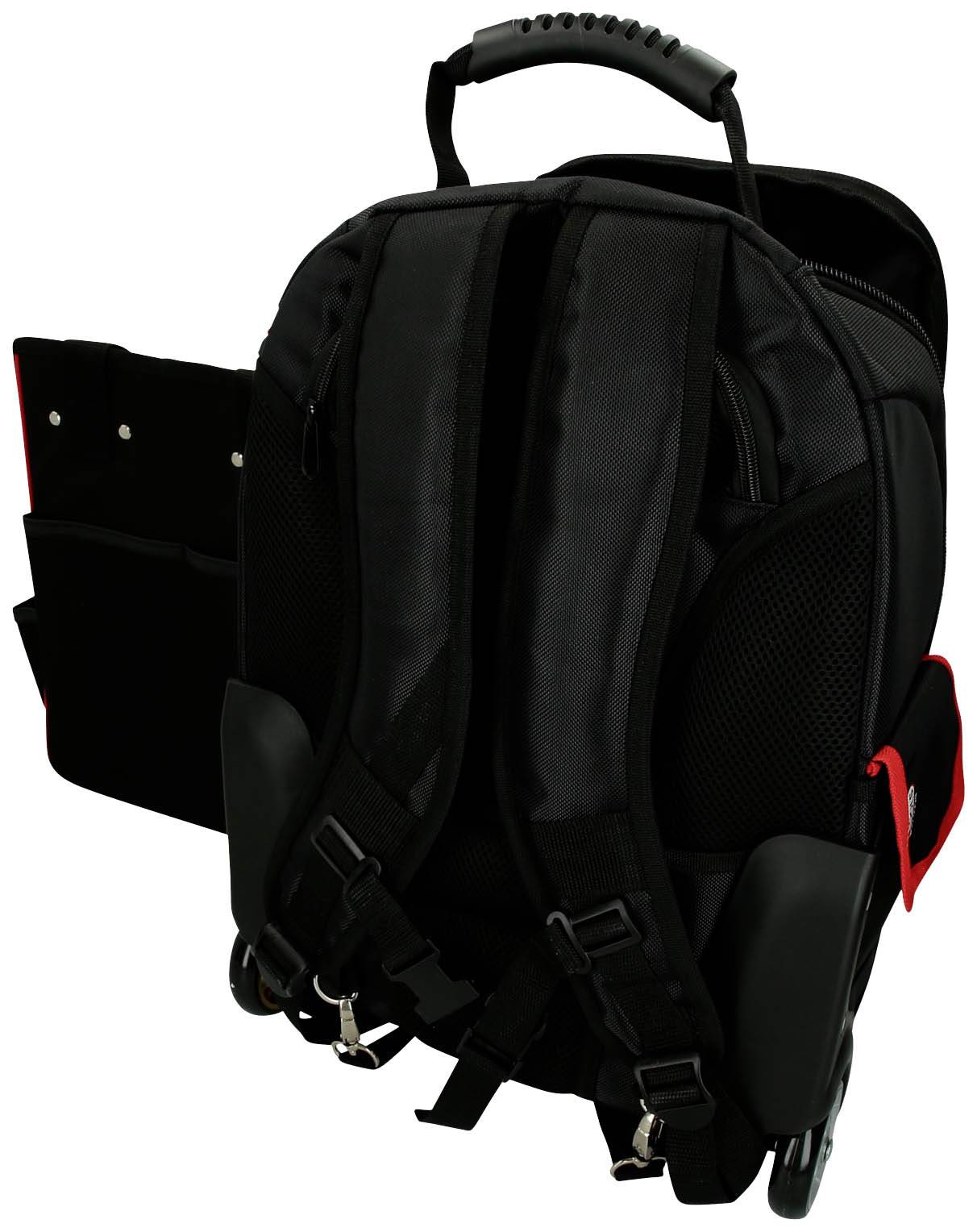 Ein schwarzer Rucksack mit verstellbaren Schultergurten und einer offenen Seitentasche. Geeignet für den Transport von Werkzeugen.