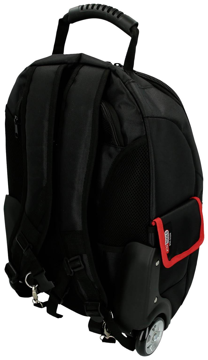 Ein schwarzer Rucksack mit Rädern und ausziehbarem Griff, seitliche Tasche in Rot, ermöglicht einfaches Tragen und Rollen.