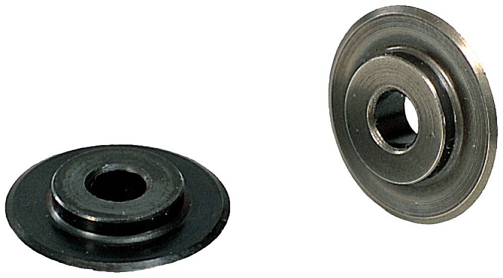 Zwei Metallscheiben mit mittigem Loch. Eine liegt flach, die andere ist aufrecht. Beide scheinen industriell gefertigt.