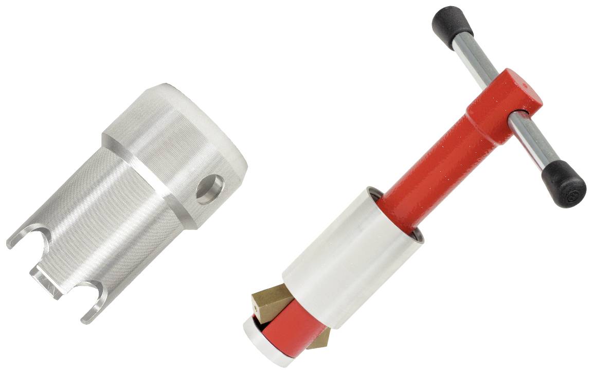 Zwei Rohrwerkzeuge: ein roter Rohrschneider mit silbernem Griff und ein silbernes Gewindewerkzeug, beide aus Metall.