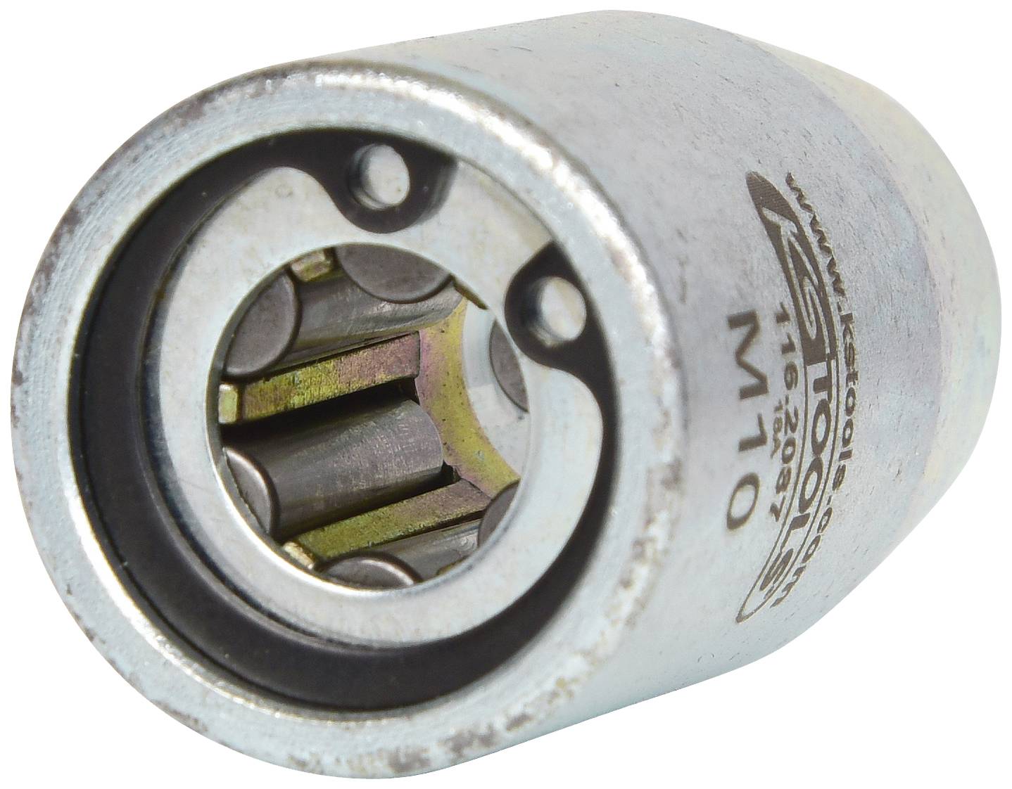 Metallteil mit Zylinderform, innen Hohlraum mit Lagerrollen sichtbar. Auf der Seite sind technische Spezifikationen eingraviert.