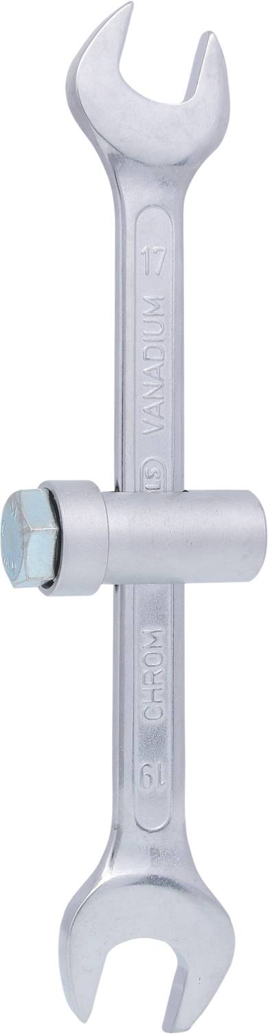 Ein Schraubenschlüssel, horizontal gehalten, mit einem Schraubenkopf in der Mitte eingefügt. Werkzeug aus silbernem Metall.