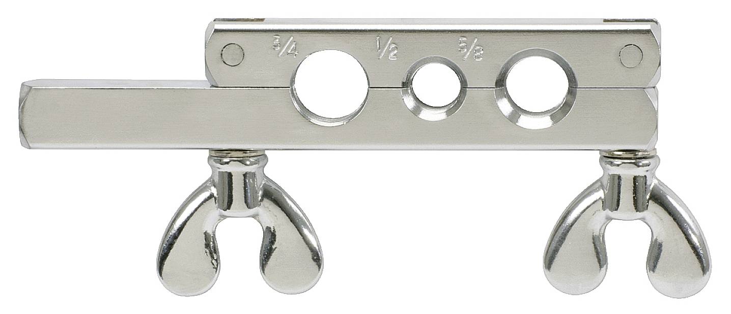 Metallwerkzeug mit drei runden Löchern unterschiedlicher Größe und zwei Flügelschrauben an der Unterseite.