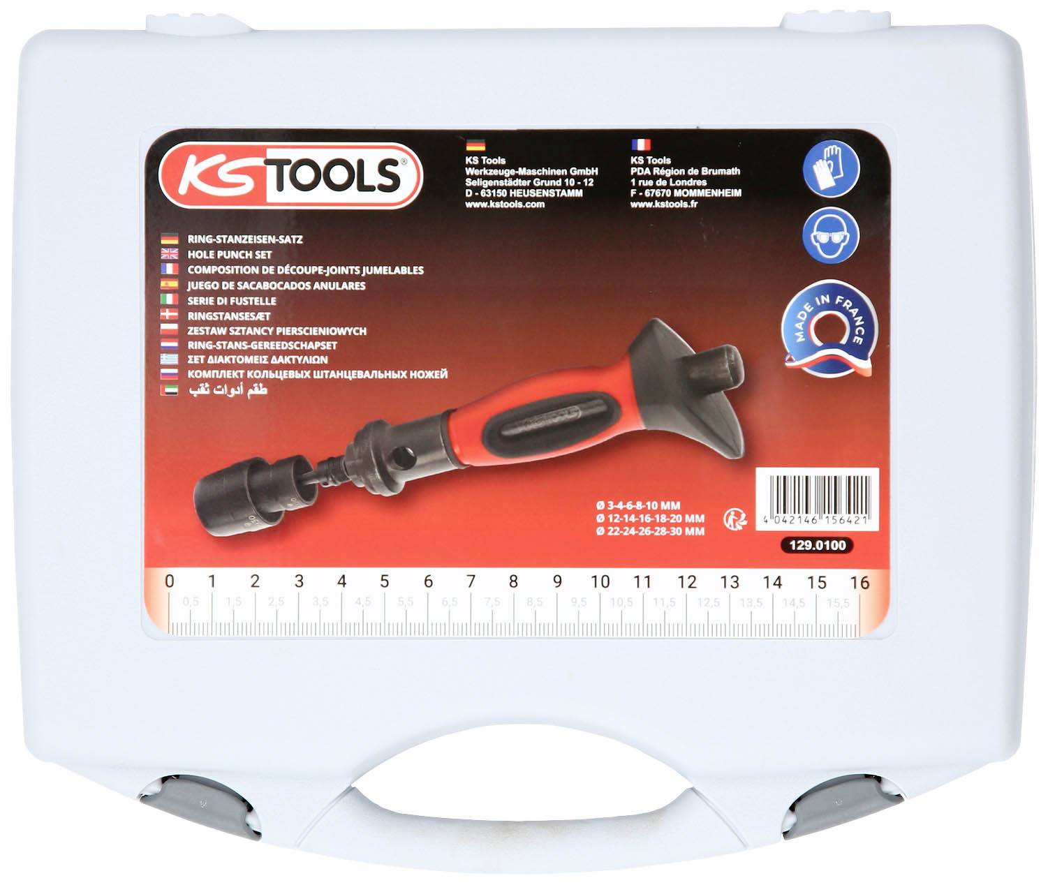 Ein Kunststoffkoffer mit KS Tools Logo enthält einen Steckschlüsselsatz. Aufkleber zeigt Produkthinweise in verschiedenen Sprachen.
