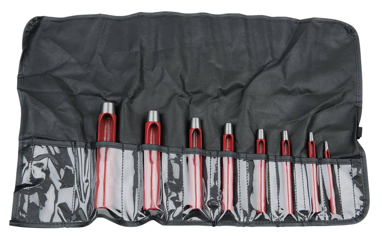 Ein aufgerolltes Werkzeugset mit acht Hohleisen unterschiedlicher Größe in einem schwarzen Etui. Ideal für Holz- oder Lederarbeiten.