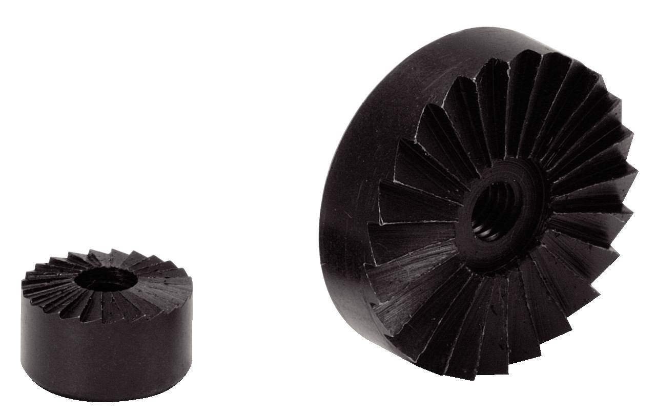 Zwei schwarze, zahnradähnliche Kunststoffscheiben mit radial angeordneten Rippen, eine kleiner als die andere.