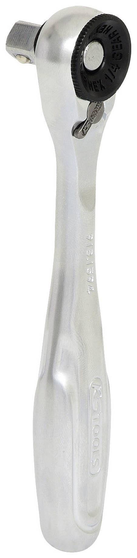 Silberne Knarre mit schwarzem Ratschenmechanismus und poliertem Griff, geeignet für verschiedene Schraubarbeiten.