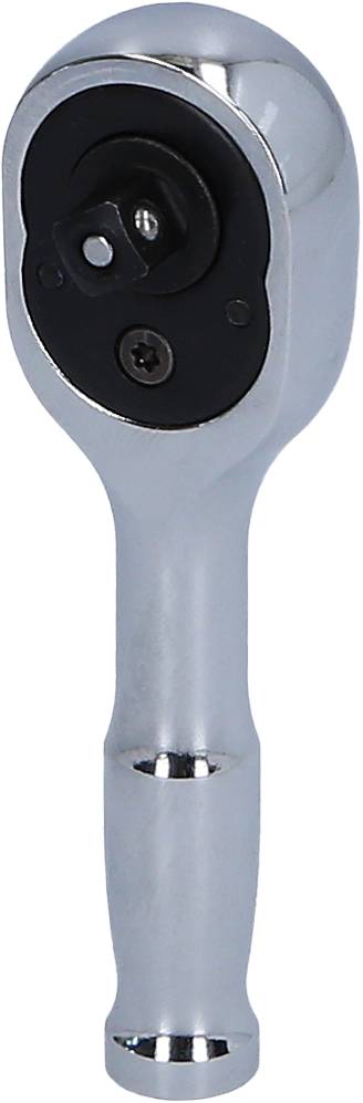 Ein silberner Knarrenschlüssel mit ergonomischem Griff, geeignet für mechanische Arbeiten und zum Anziehen oder Lösen von Schrauben.