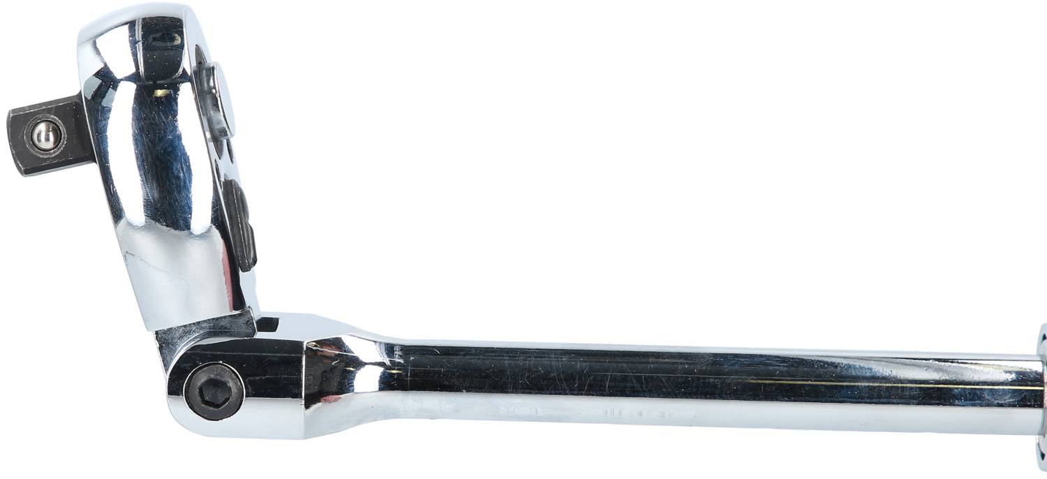 Chromfarbener Ratschen-Schlüssel mit beweglichem Kopf, geeignet für das Anziehen oder Lösen von Muttern und Schrauben an schwer zugänglichen Stellen.