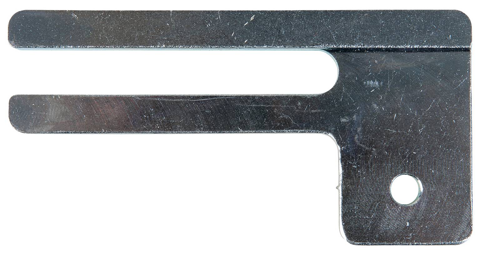 Metallteil mit zwei parallel verlaufenden Zinken und einem Loch. Verwendet in mechanischen Anwendungen, möglicherweise als Halterung.