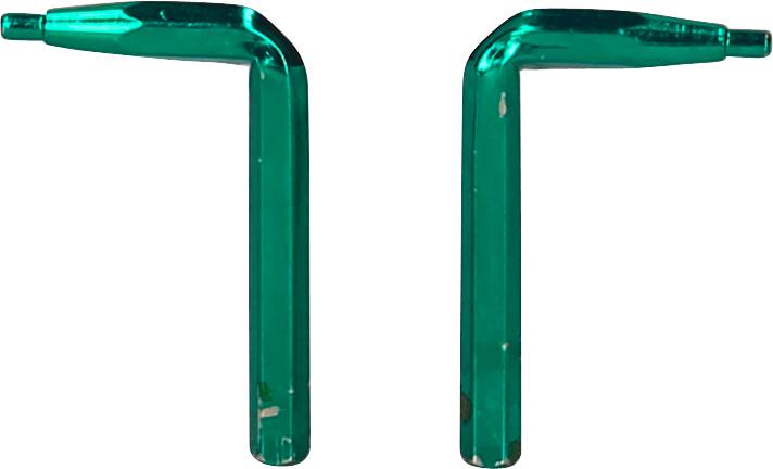 Zwei grüne, metallische Winkelstücke, die einander gegenüber stehen.