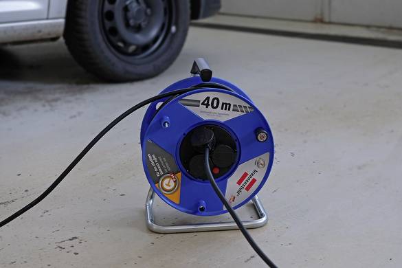 Brennenstuhl 9123020540 Kabeltrommel 40m Schwarz Schutzkontakt-Stecker