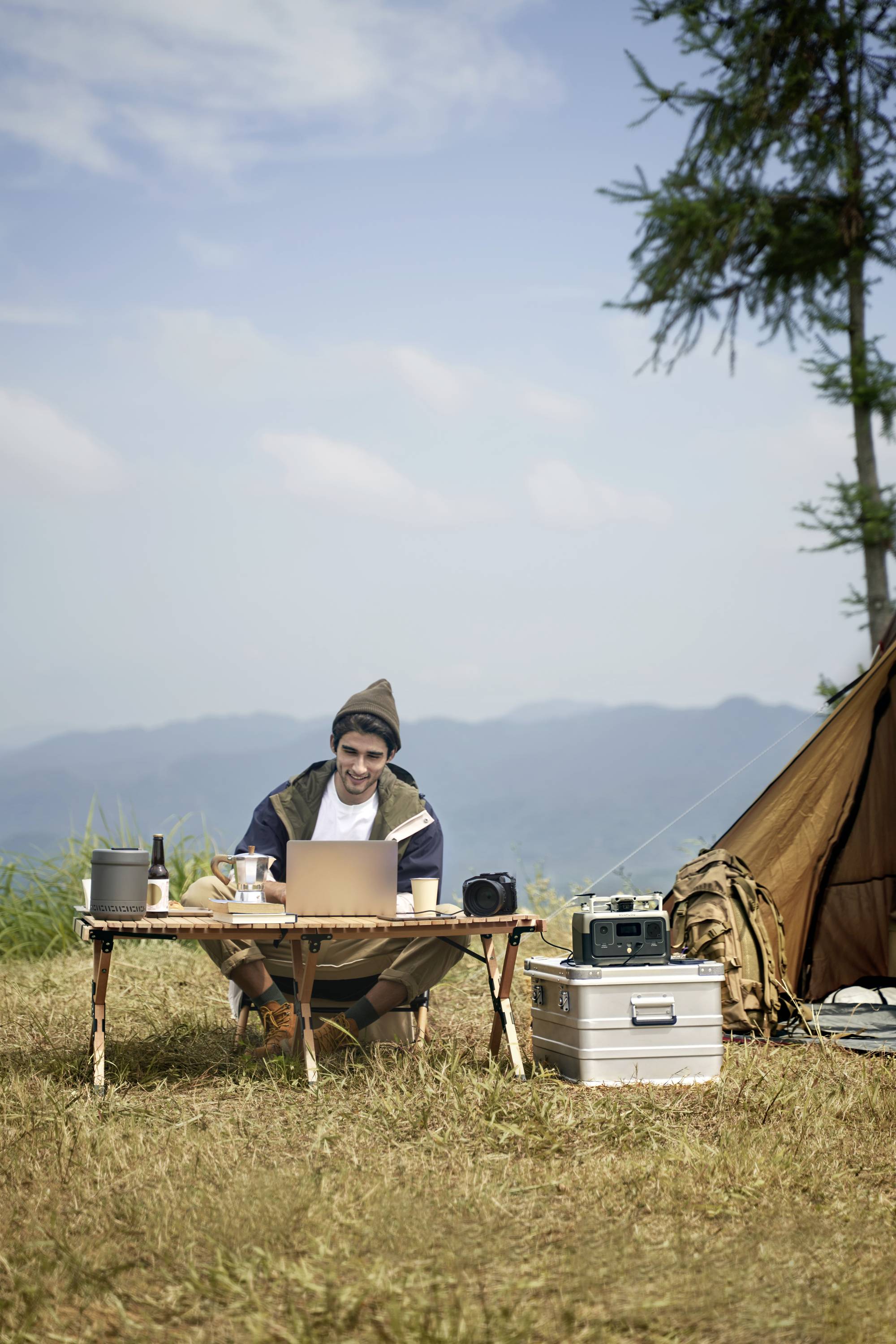 ECOFLOW River 2 Powerstation LiFePO 4 Schwarz mit Laderegler