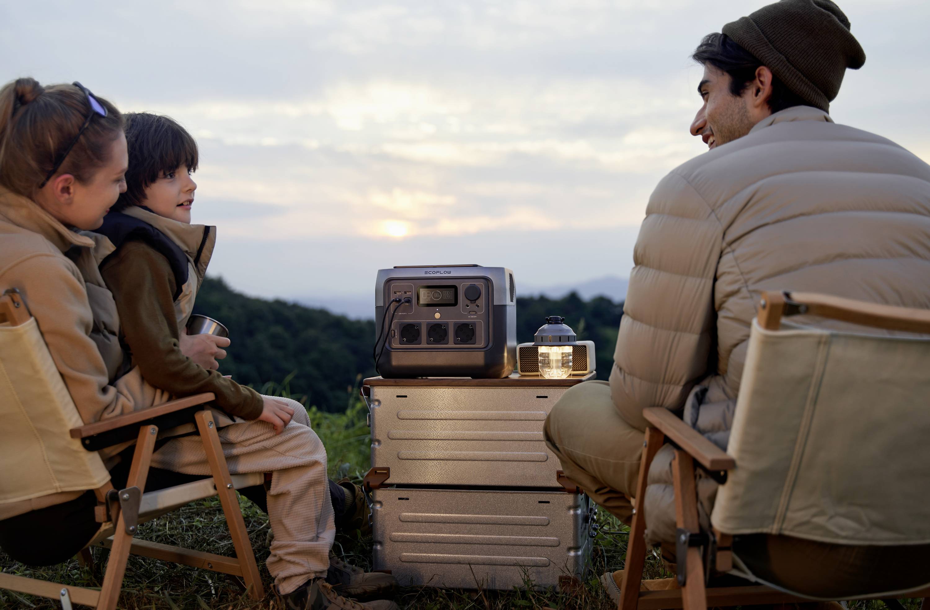 ECOFLOW River 2 Pro Powerstation LiFePO 4 Schwarz mit Laderegler